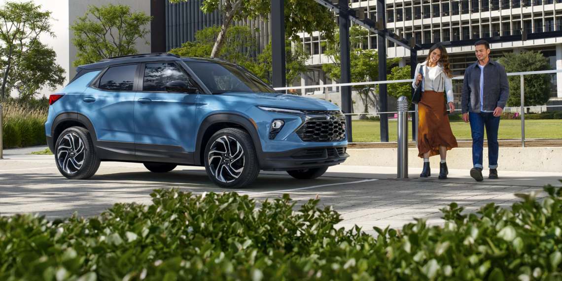 Couple in front of the 2026 Chevrolet Trailblazer